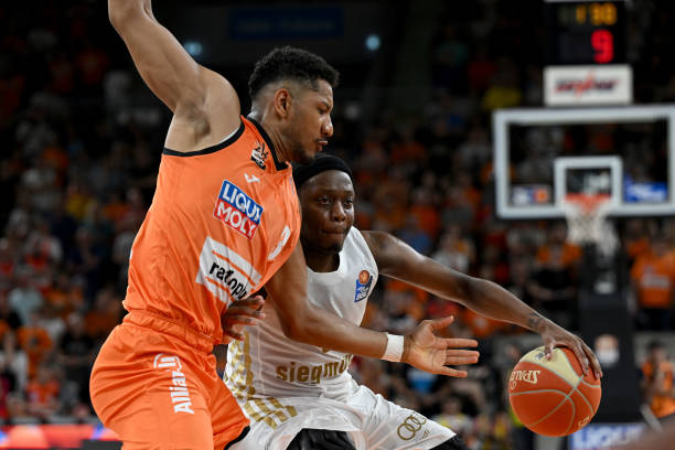 探讨这个事 探讨这个事