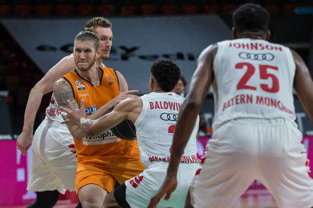 帕尼都会帮 帕尼都会帮