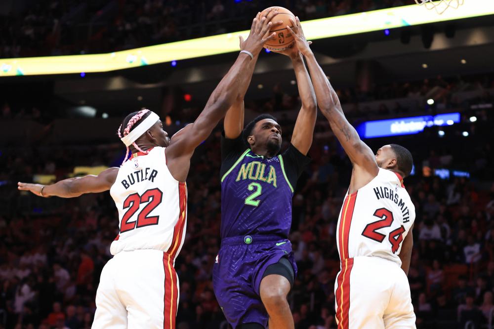 加强中场控 加强中场控